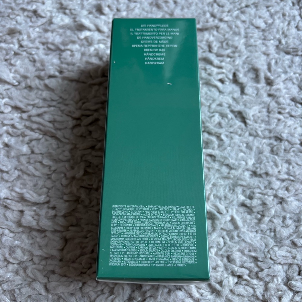 La Mer Hand Cream - Picture 2 of 3